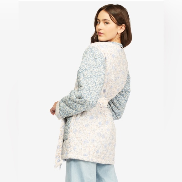 BILLABONG •SOLD OUT• Perfect Match Quilted Floral Jacket Shacket Size Large - Picture 3 of 12
